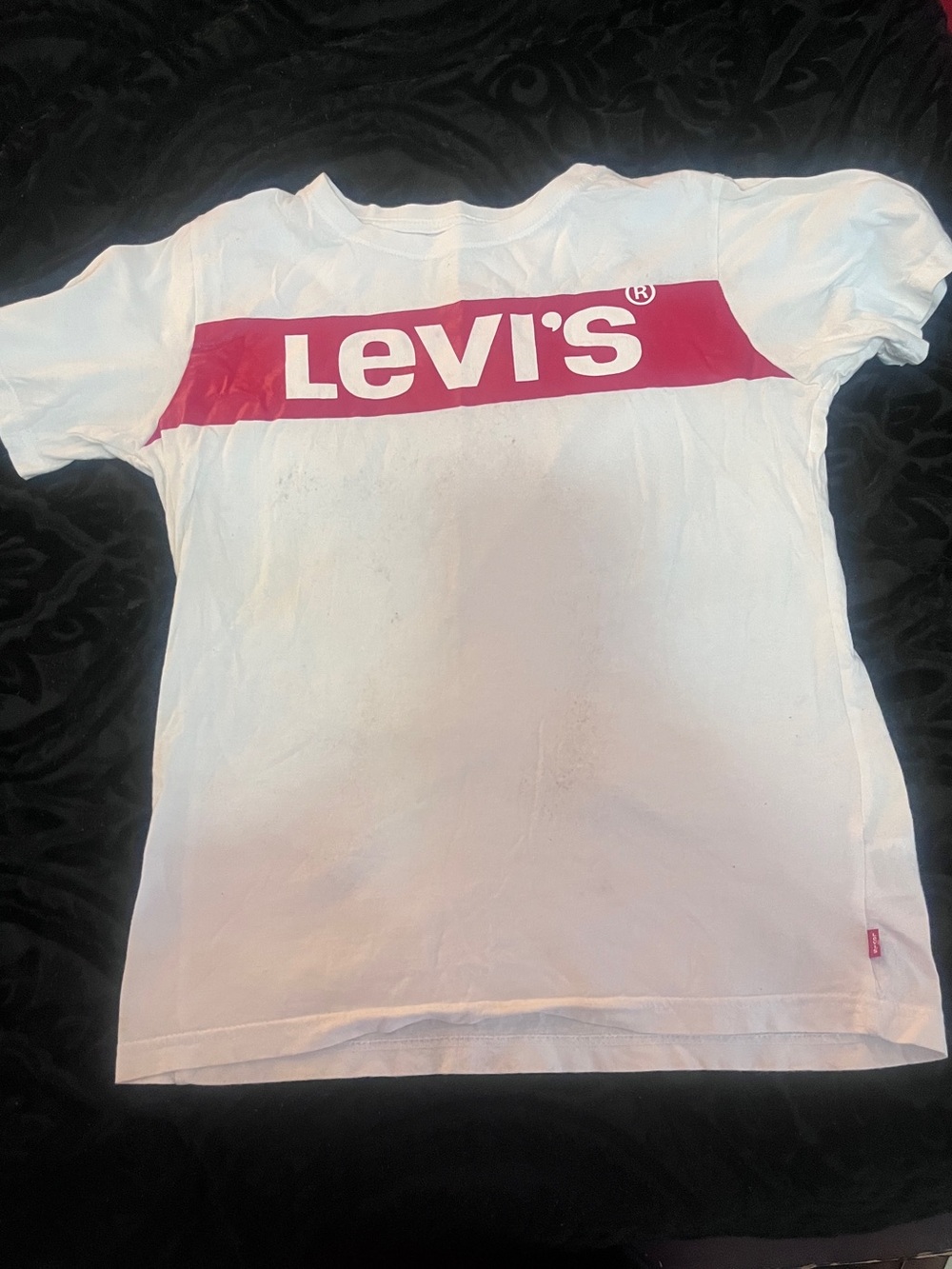 Levi's shirt